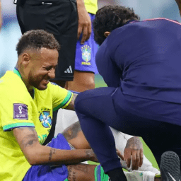 Copa do Catar: Neymar e Danilo sofrem lesão e estão fora de jogo contra Suíça; veja desafios do Brasil