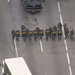 Tropa de Choque da PM de São Paulo chega para desobstruir rodovias bloqueadas por bolsonaristas