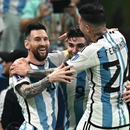 Argentina derrota a Croácia por 3×0 e garante vaga na final da Copa
