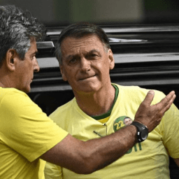 Bolsonaro e aliados se tornam réus no TSE por ataques às eleições