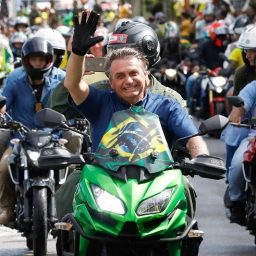 Escandaloso: Bolsonaro usou cartão corporativo para bancar ‘motociatas’