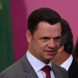 Ex-ministro Anderson Torres é preso ao desembarcar no Brasil