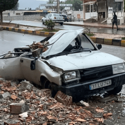 Terremoto de magnitude 7,8 deixa mais de 2.300 mortos na Turquia e na Síria