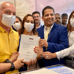 Governo do Estado assina contrato para realizar mais de 800 cirurgias ortopédicas em Senhor do Bonfim