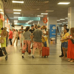 Carnaval 2023 foi aprovado por 92,3% dos turistas, aponta prefeitura