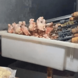 Donos de churrascarias de MG são presos e tonelada de carne é apreendida