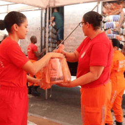 Programa Bahia Sem Fome recebe doação de mil cestas básicas e produtos de higiene da CELEO Group articulada pela SDE