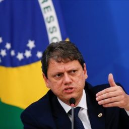 Tarcísio, de sucessor a ‘traidor’: bolsonaristas criticam governador por reforma tributária