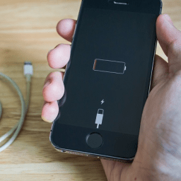 Apple emite aviso sobre carregamento do iPhone durante a noite