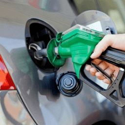 Preço da gasolina sobe 4%, e do diesel avança 10% nos postos