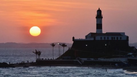 Mais de 160 cidade da Bahia estão em alerta para onda de calor, alerta Inmet