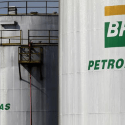 Petrobras prevê queda de até 14% do preço do gás a distribuidoras em 2024