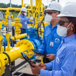 Bahiagás assina contrato para ampliar fornecimento de gás natural