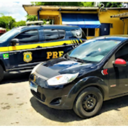 Carro roubado há mais de 2 anos em Salvador é recuperado pela PRF em Itabuna