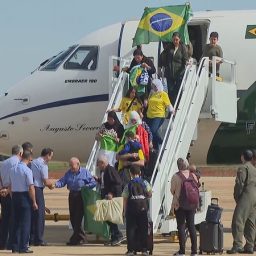 Grupo de 47 brasileiros e familiares consegue deixar a Faixa de Gaza