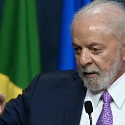 Lula confirma revéillon em praia controlada pelas Forças Armadas