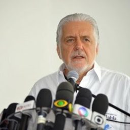 Wagner diz que Lula não vai interferir em escolha de vice em Salvador