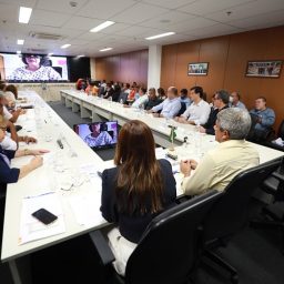 Governador Jerônimo intensifica combate à dengue e reúne Ministro, Senador e prefeitos para reforçar ações