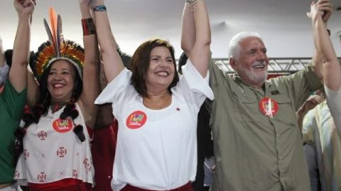 Ao lado de Wagner e lideranças, Adélia Pinheiro lança pré-candidatura à prefeitura de Ilhéus