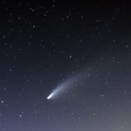 Cometa do Diabo’ ficará visível no Brasil neste domingo; veja horário