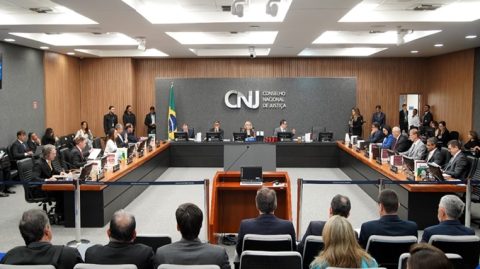Moraes autoriza interrogatório de representantes do X no Brasil