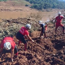 Bahia envia mais 25 bombeiros para auxiliar no socorro às vítimas de enchentes no RS