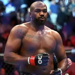 Jon Jones Promete Nocaute Espetáculo em Retorno ao UFC