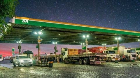Petrobras aprova medidas para reduzir em até 10% o preço do gás a distribuidoras