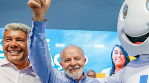 Lula dá bronca em prefeito por ausência em inauguração: ‘deveria ter vergonha’