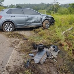 Aiquara: Carro ocupado por secretária municipal se envolve em acidente na BA-647