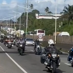 Motociclistas fazem manifestação pedindo melhorias nas estradas do estado