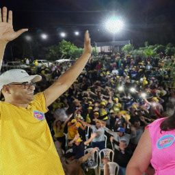 Neto Caroba reúne multidão durante escuta na Barroca Funda em Pres. Tancredo Neves