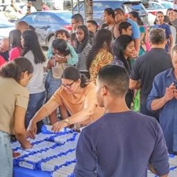 Prefeitura de Itabuna doa mais de dois mil óculos de grau para alunos da Rede Municipal de Ensino