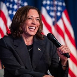 Kamala tem delegados suficientes para se tornar candidata presidencial