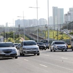 Veículos com placas de finais 3 e 4 devem quitar o IPVA até este mês