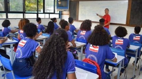 Governo divulga 1.624 vagas temporárias para educadores na Bahia