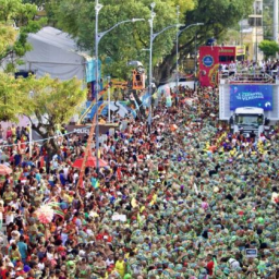 Setur mira novo recorde de turistas no Carnaval 2025