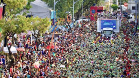 Setur mira novo recorde de turistas no Carnaval 2025