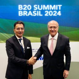 Brasil e Índia discutem cooperação em biocombustíveis e setores estratégicos em reunião bilateral