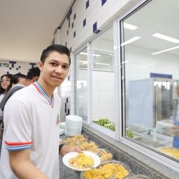 Governo da Bahia garante reforço na alimentação escolar dos estudantes da rede estadual