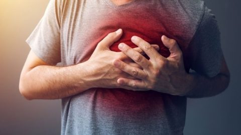 Idade não é mais fator de risco para infarto, alerta cardiologista