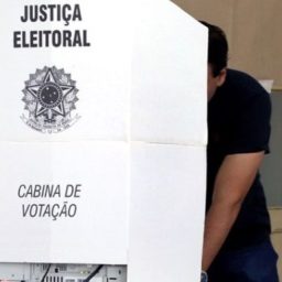 34% dos brasileiros dizem que não teriam ido votar se não fosse obrigatório, diz Datafolha