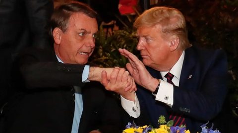 Bolsonaro parabeniza “amigo” Trump e pede que Brasil siga mesmo caminho