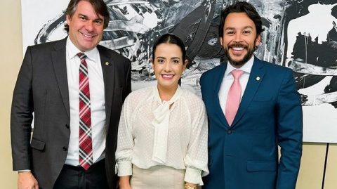 Laryssa Dias, prefeita eleita de Ipiaú cumpre agenda em Brasília