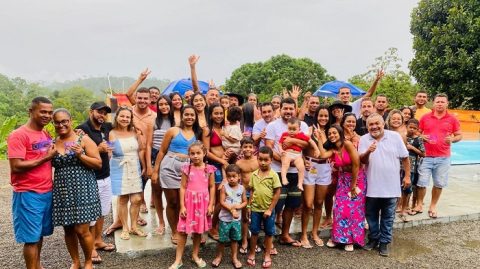 Liu da Cachoeira Alta prestigia aniversário de eleitora de Piraí do Norte