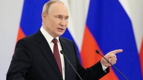 Putin assina decreto que amplia possibilidade de uso das armas nucleares