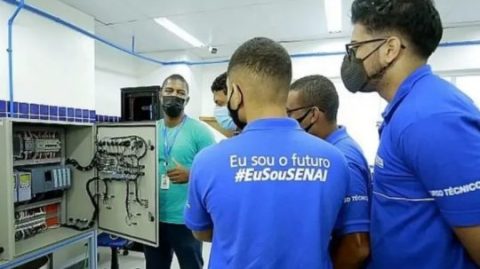 Senai abre mais de mil vagas gratuitas em cursos técnicos na Bahia; veja como se inscrever