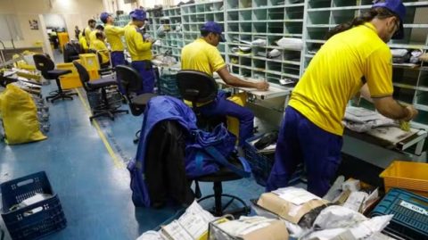 Concurso dos Correios acontece neste domingo, com 1,6 milhão de inscritos para 3,5 mil vagas