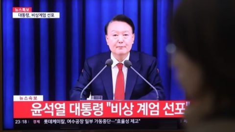 Presidente sul-coreano enfrenta impeachment após declarar lei marcial