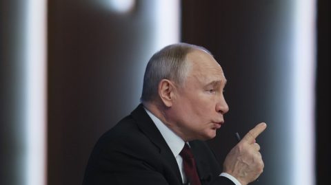 “Vão lamentar”. Putin promete mais destruição na Ucrânia